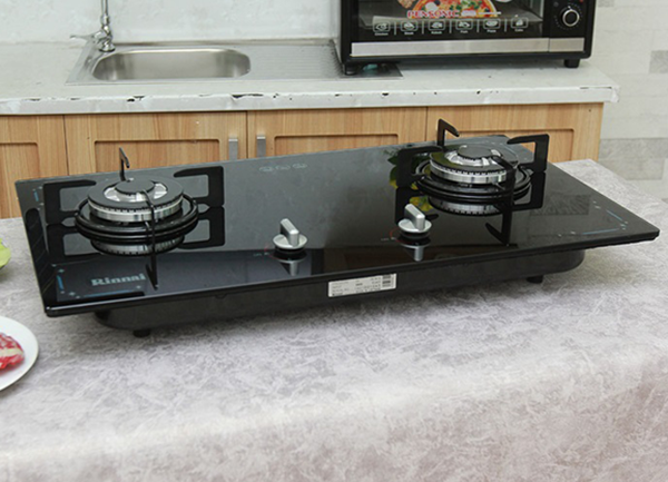 Tìm hiểu về các chất liệu bề mặt bếp Gas phổ biến hiện nay